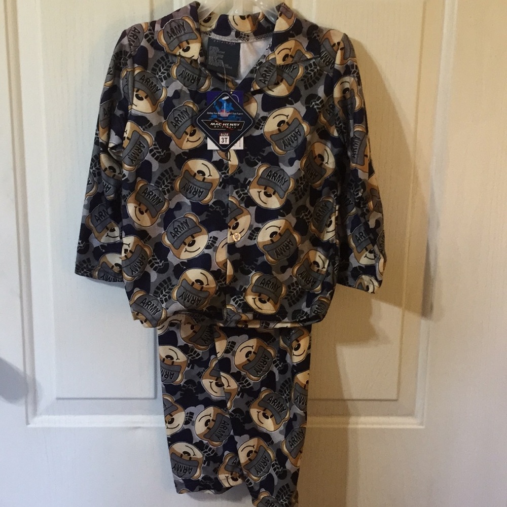 Flannel Pajamas Army Bears 3T. Little Boys NWT